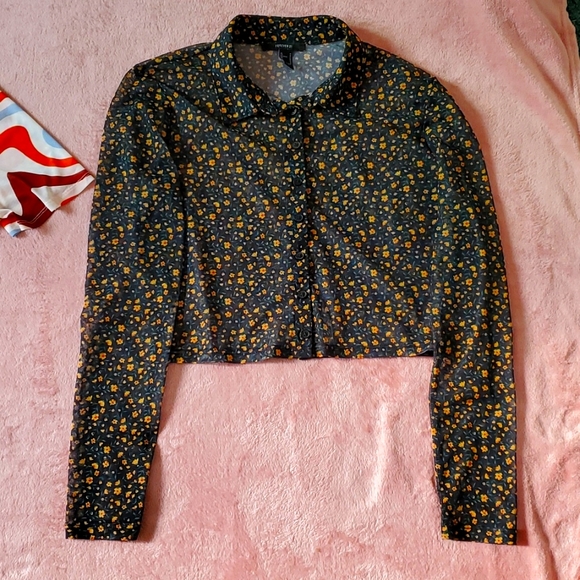 Mesh fabric. Size variations is: S/M/L. Forever 21, Sweet Rain. - Picture 4 of 7